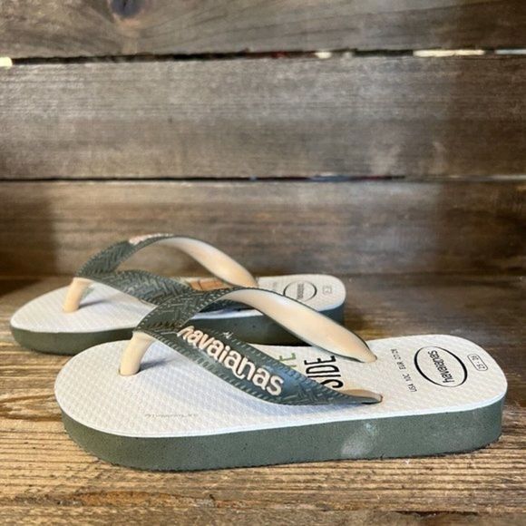 Kids Childrens Havaianas Star‎ Wars Baby Yoda Grogu Sandals Flip Flops Size 10 C - Picture 2 of 6